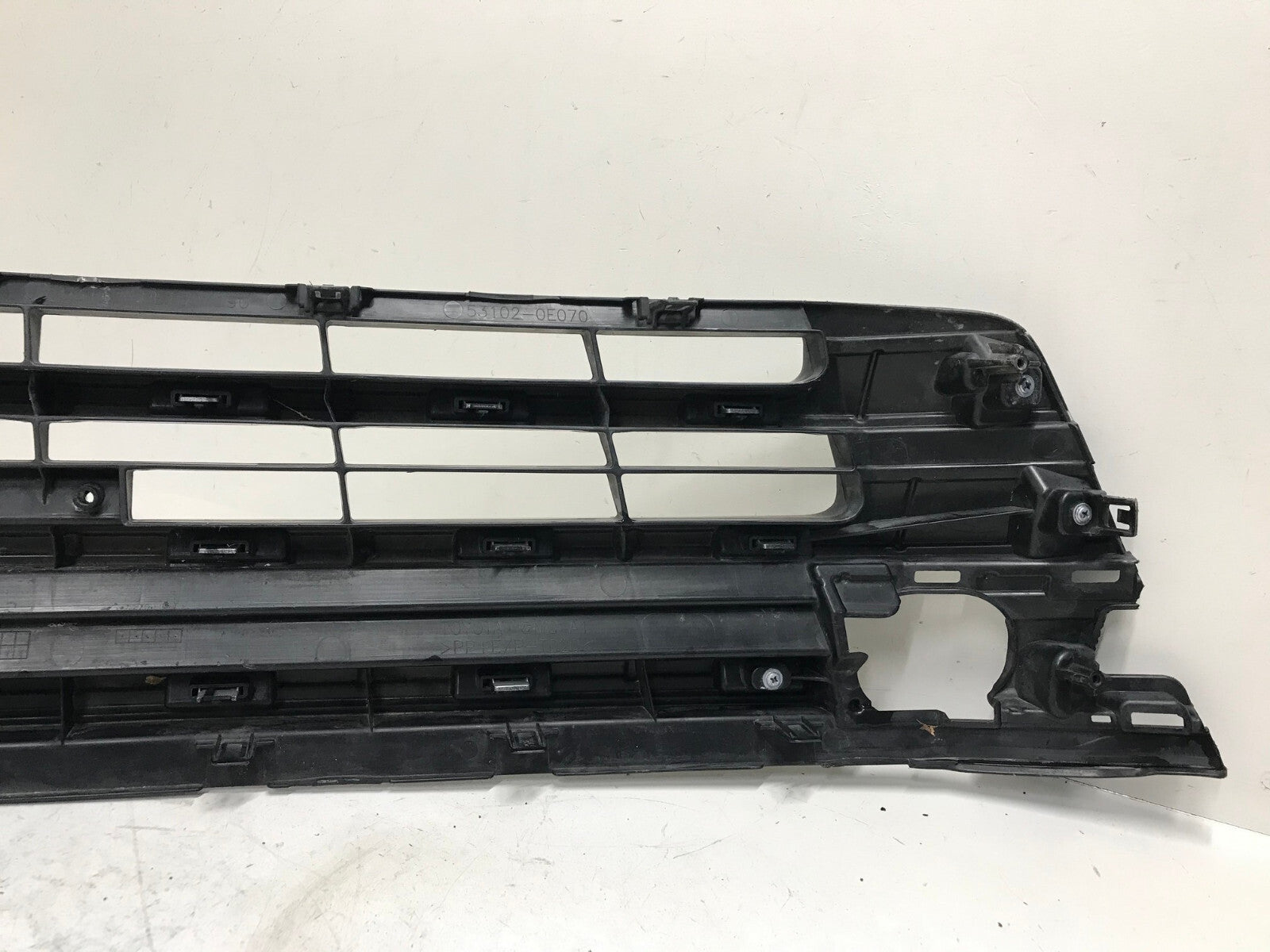 Grill Grille 2017-2019 Toyota Highlander Suv 53112-0E180 OEM