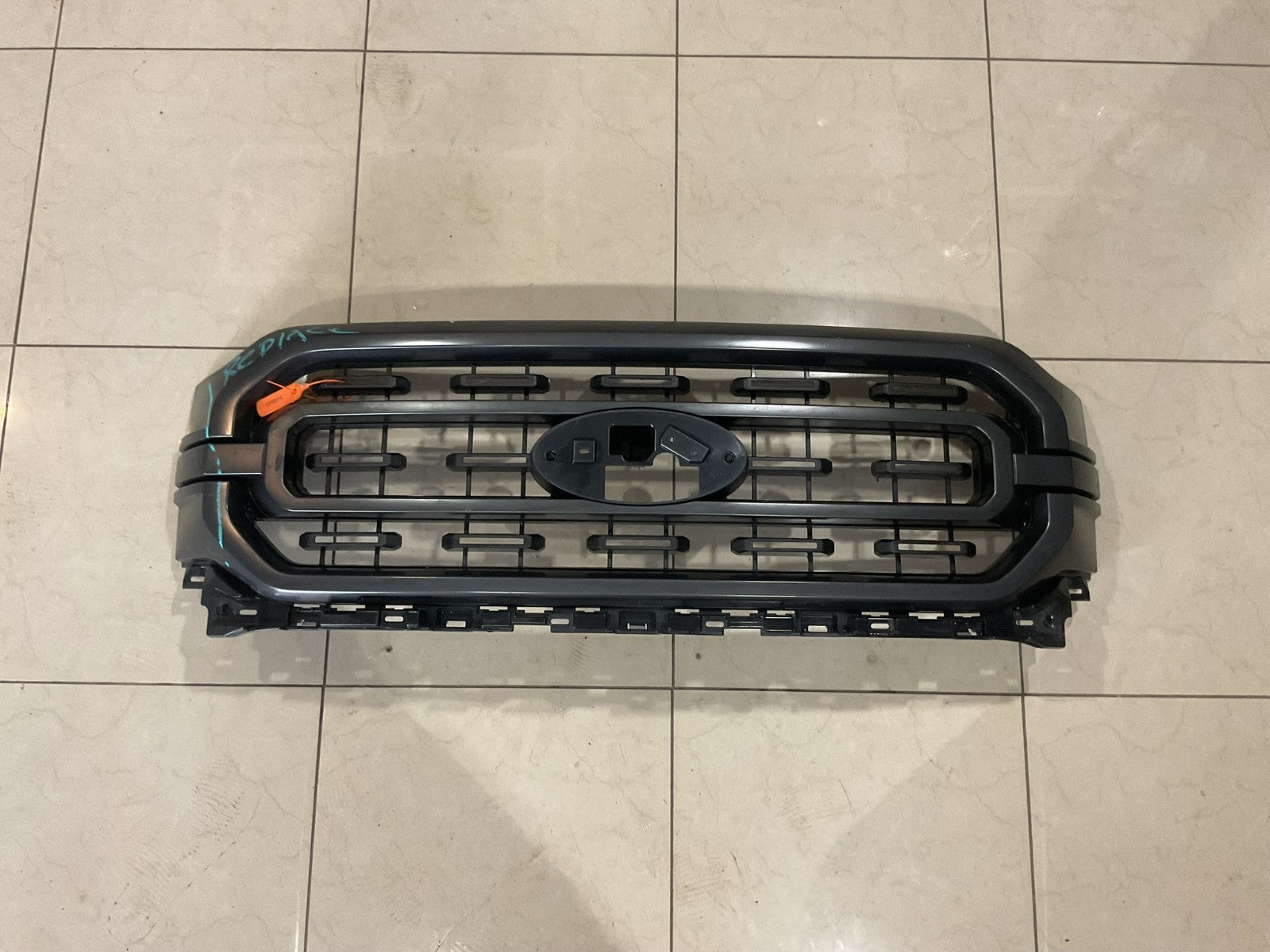Grill Grille Black 2021-2023 Ford F-150 Lariat ml34+8200 OEM