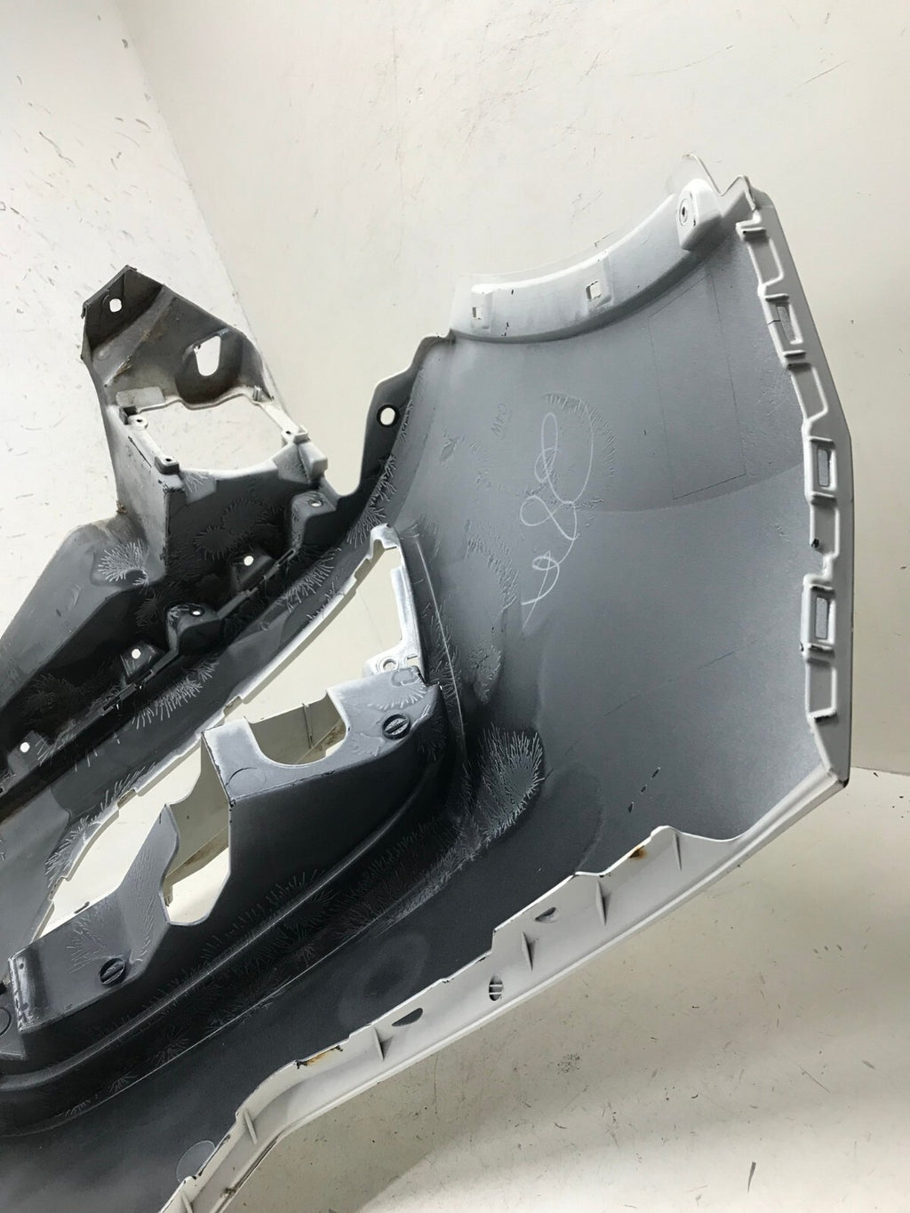 Front Bumper Cover White Honda Pilot LX/EX/EX-L/Elite 16-18 71101-TG7-A000 OEM