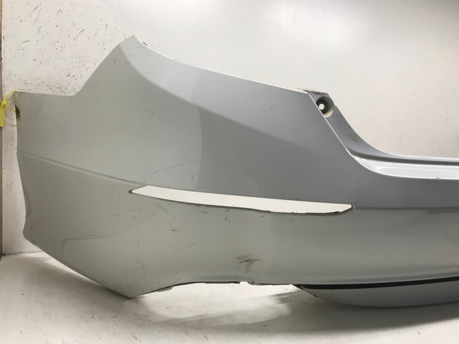 Rear Bumper Cover White 18-2020 Honda Accord LX/Hybrid/Sport 71501-TVA-A000 OEM