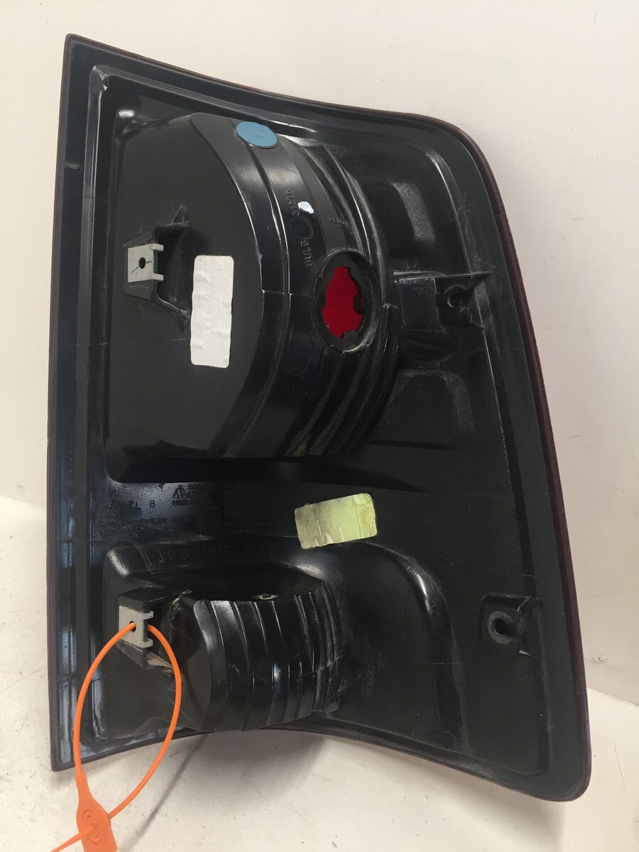 Tail light Damaged Lamp Driver Side Left LH Dodge Ram 2009-2015 55277415AC OEM