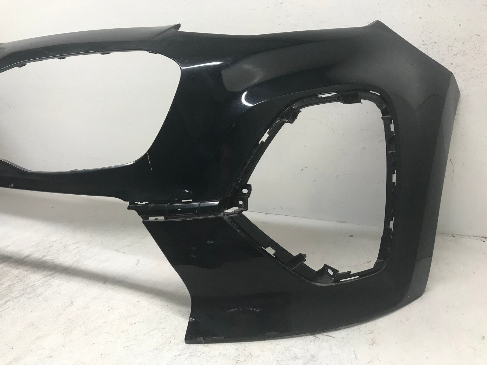 Front Bumper Cover Black Kia Sportage 2020-2021 86511-D9500 OEM