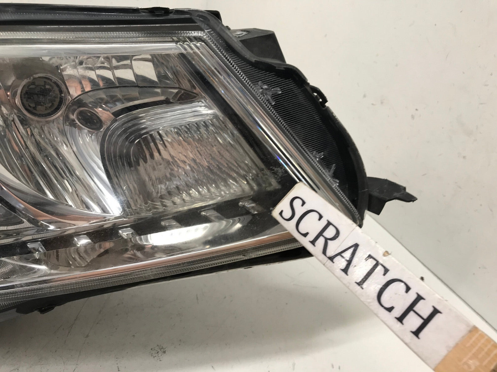 Headlight Damaged Right RH Passenger 2010-2013 Buick Lacrosse 22743219 OEM