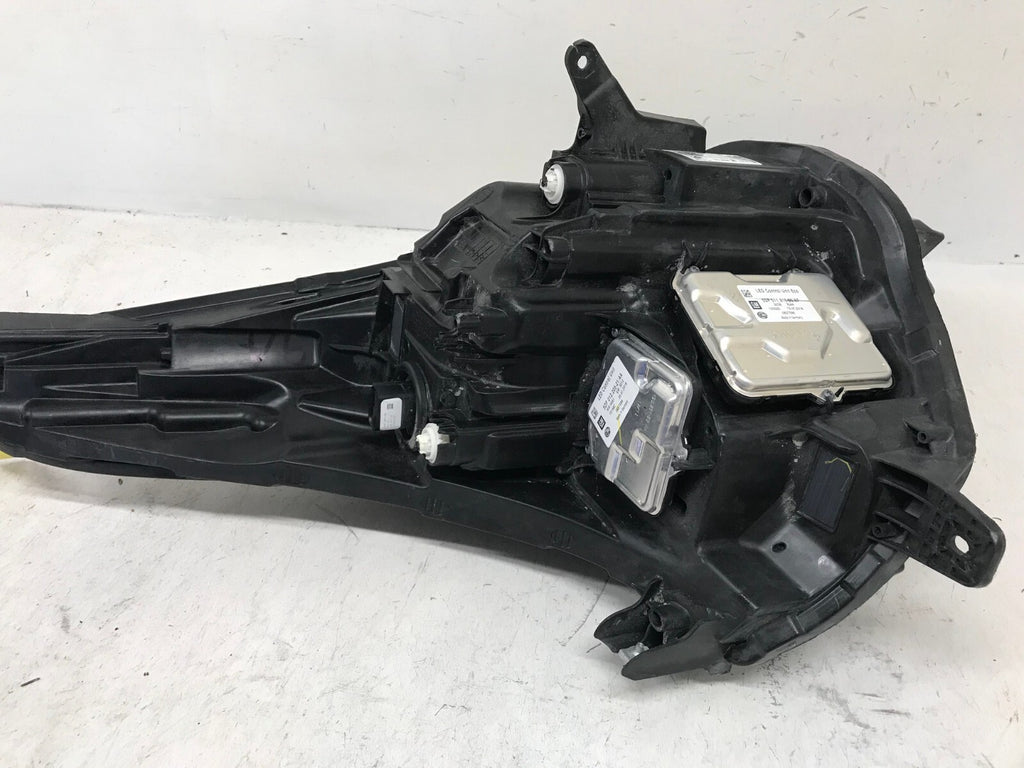 Headlight Damaged Driver LH Left Cadillac XT5 84309959 OEM