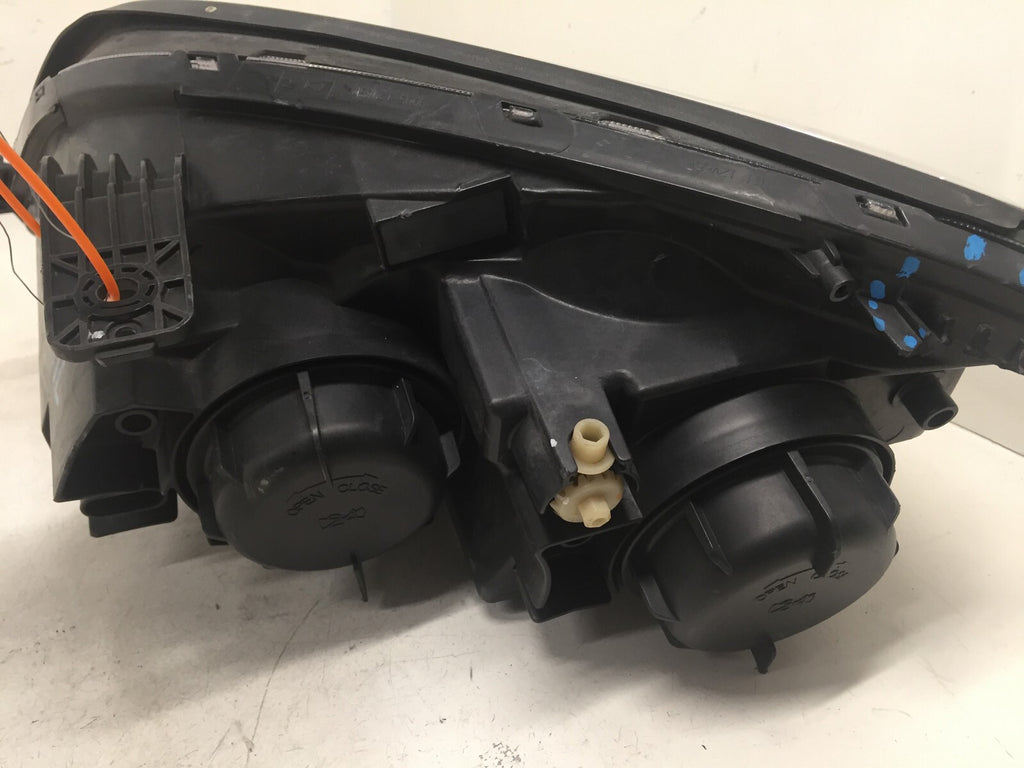Headlight Damaged Right 2008-2010 Saturn Vue 12-2014 Captiva Sport 2503306 OEM
