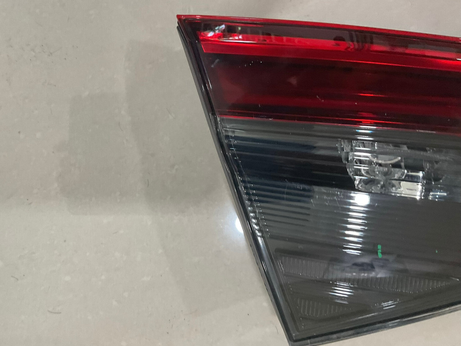 Tail light Damaged Right Passenger RH 2022-2023 Honda Civic Sedan CAPA