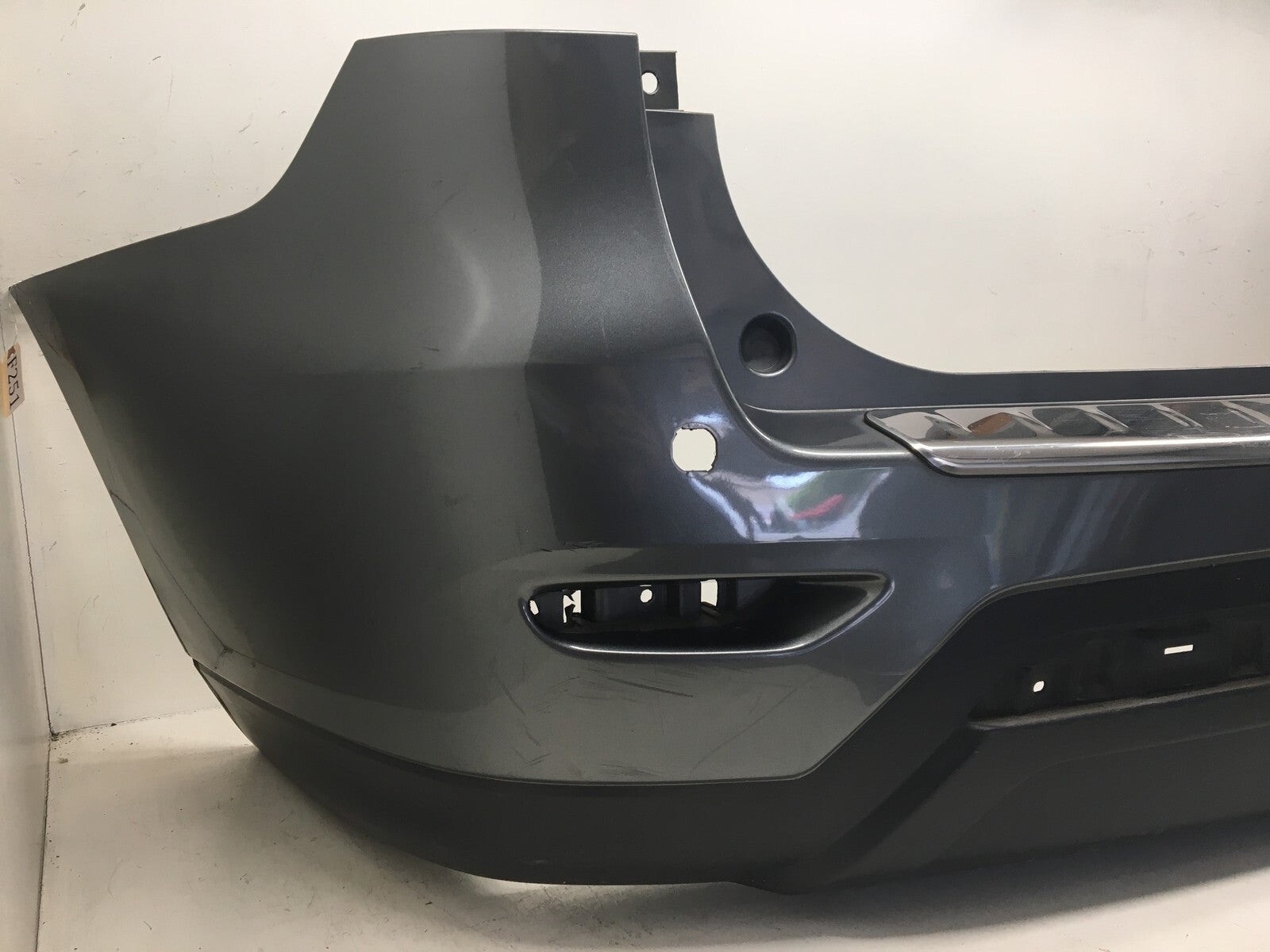 Rear Bumper Cover Nissan Pathfinder Platinum SV Hybrid w/o Sens Holes 13-16 OEM2