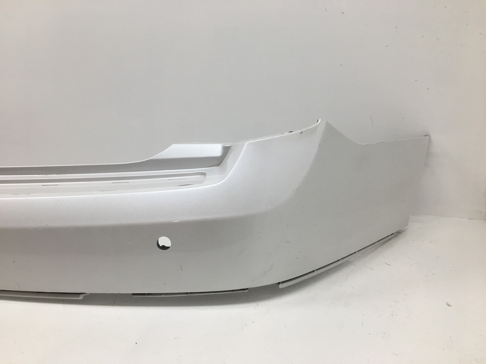 Rear Bumper Cover Cadillac SRX Luxury/Premium/Performance w/Sensr Hole 10-16 OEM
