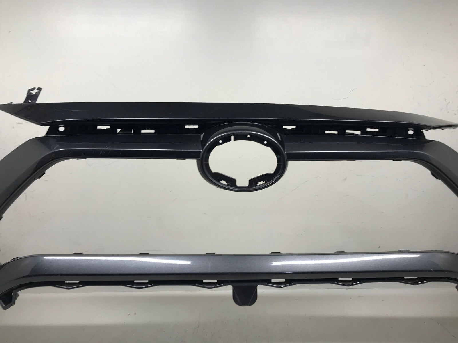 Front Bumper Cover Toyota RAV4 LE/XLE/XLE Premium/Hybrid LE Gray 2019-2020 OEM2