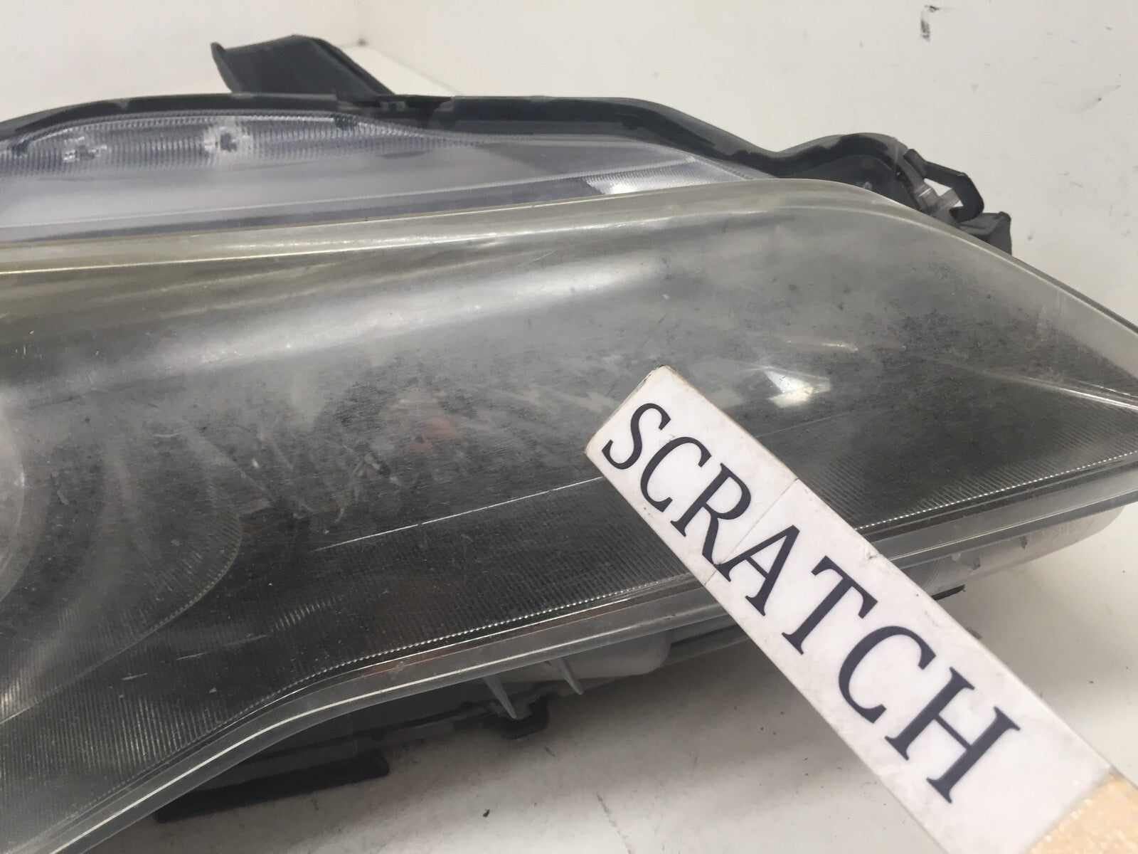 Halogen Headlight Damaged Passenger RH Right Side Toyota Camry 2015-2017 OEM2