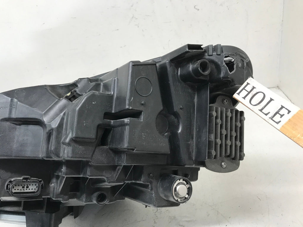 Headlight Damaged LED Passenger RH Ford Escape 2020 2021 LJB6-13E014-AF OEM