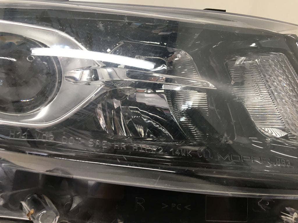 Headlight Damaged Passenger RH Jeep Grand Cherokee 2014 2015 68236108AC OEM