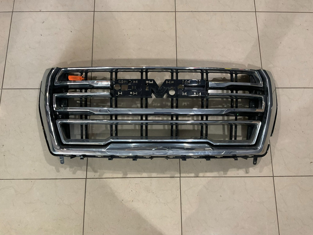 Grille Grill Silver 2021-2024 GMC Yukon 84835787 OEM