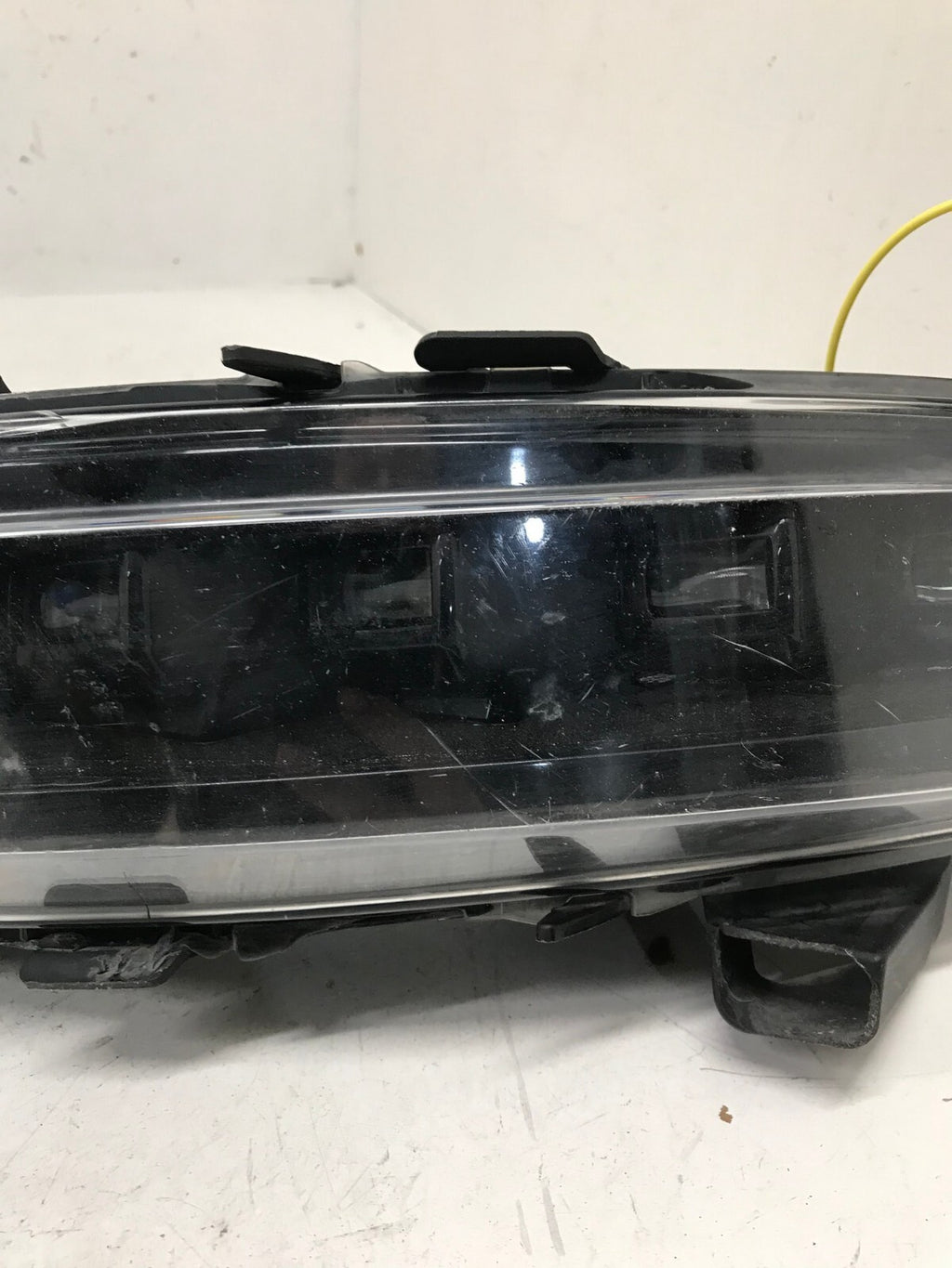 Fog light Damaged Driver LH Left 2020 - 2022 Lincoln Corsair LJ7B-15A255-AC OEM