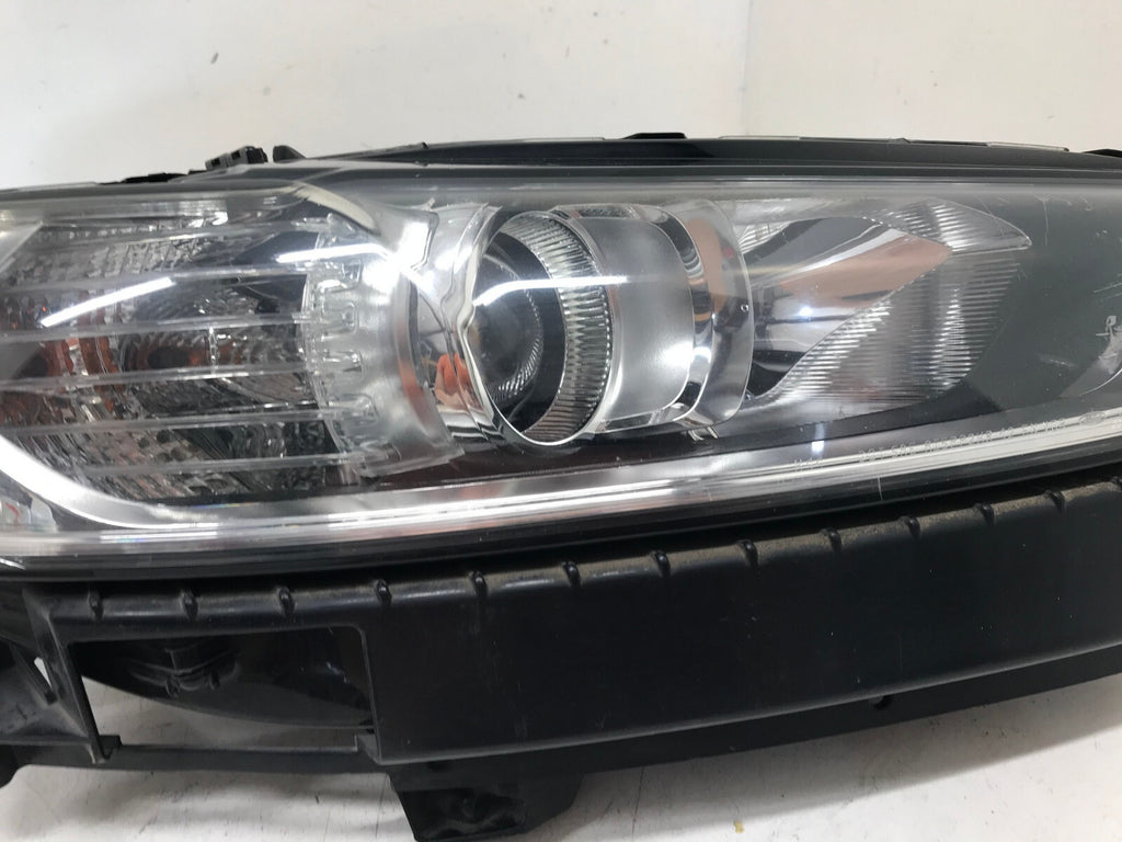 Headlight Damaged RH Right Ford Fusion 2013 2014 2015 2016 DS73-13W029-CD OEM