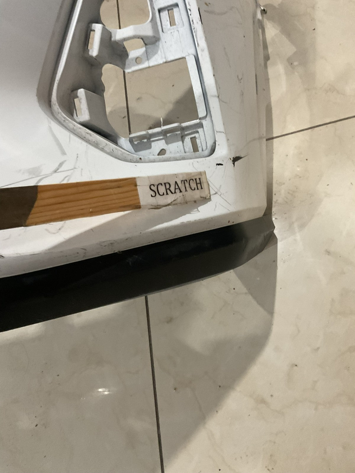 Front Bumper Cover White 2021 2022 Nissan Kicks S/SV/SR 62022+5r00h OEM