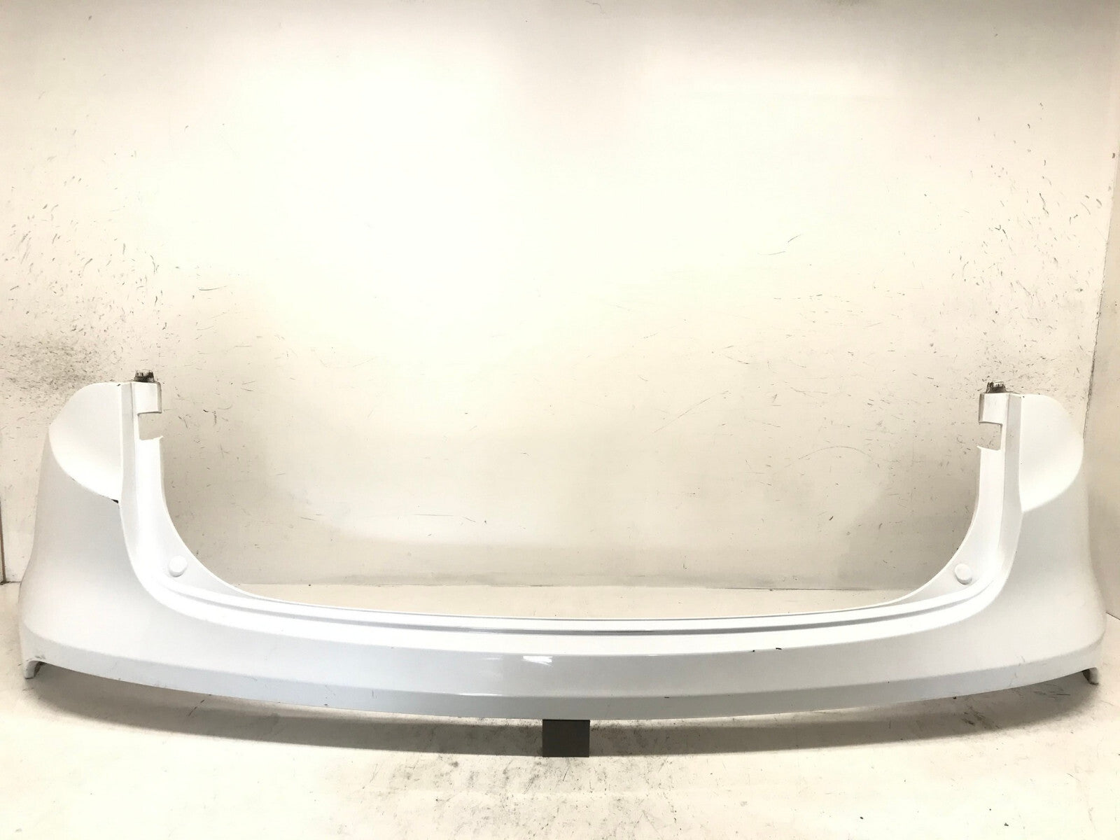 Rear Upper Bumper Cover White Hyundai Santa Fe Sport 13-16 86611-4Z000 OEM