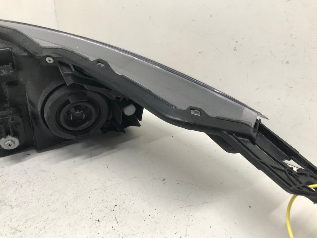 Headlight Damaged Passenger Right RH Honda HR-V 2016-2018 CAPA