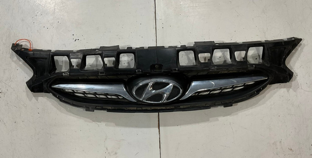 Grill Grille Black/Silver Trim 2012 2013 2014 Hyundai Accent 86351-1R100 OEM