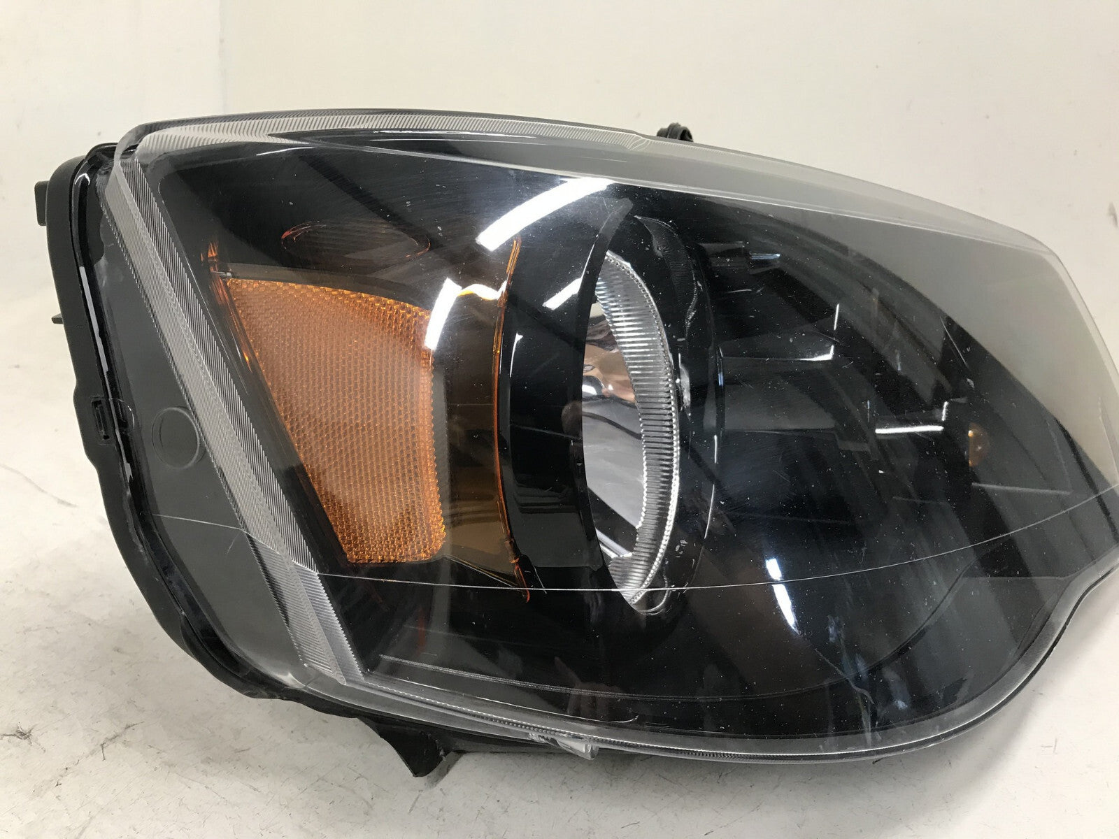 Halogen Headlight Damaged RH Right Dodge grand Caravan 2011-20 68206500AD OEM