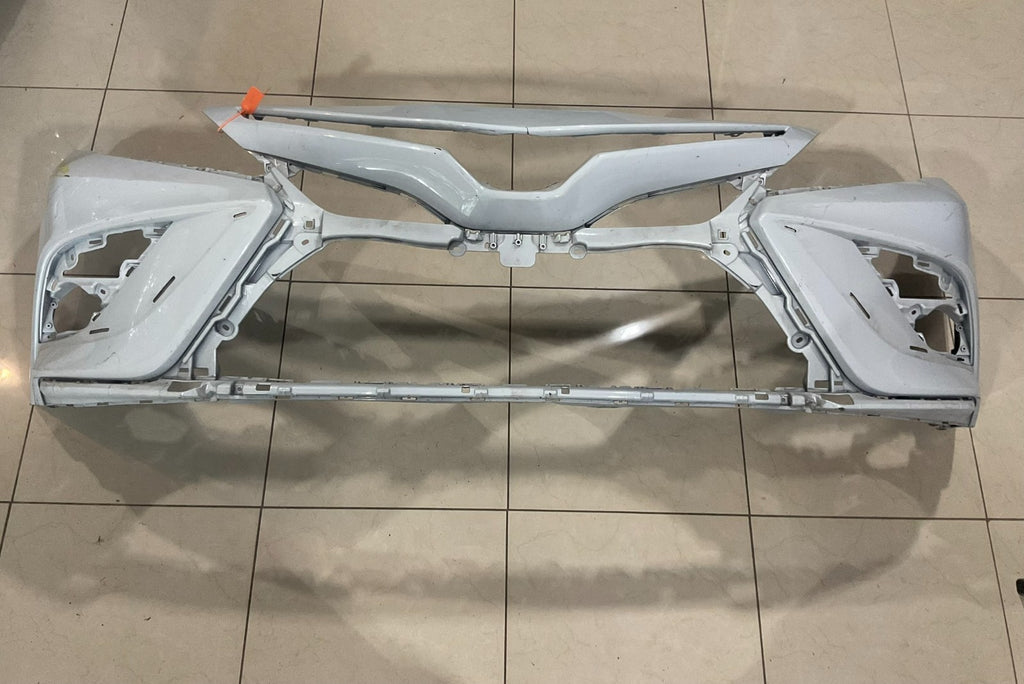 Front Bumper Cover Grey Toyota Camry SE XSE Hybrid SE 2018 2019 52119+06e20 OEM