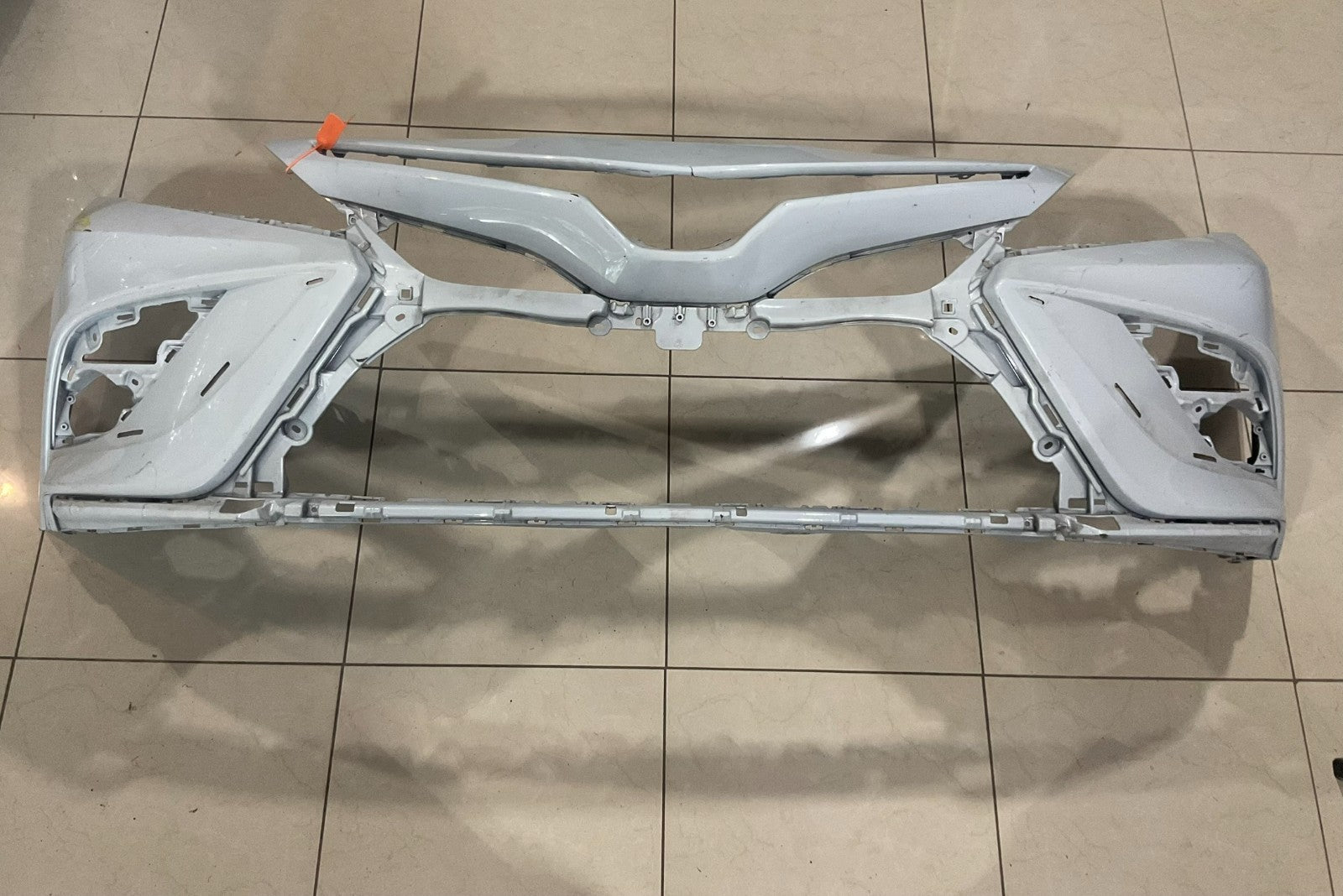 Front Bumper Cover Grey Toyota Camry SE XSE Hybrid SE 2018 2019 52119+06e20 OEM