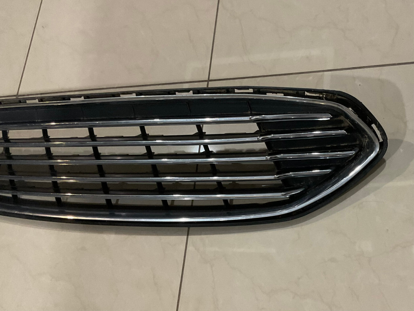 Grille Grill Black & Silver 2013 2014 2015 2016 Ford Fusion DS73-8150 OEM