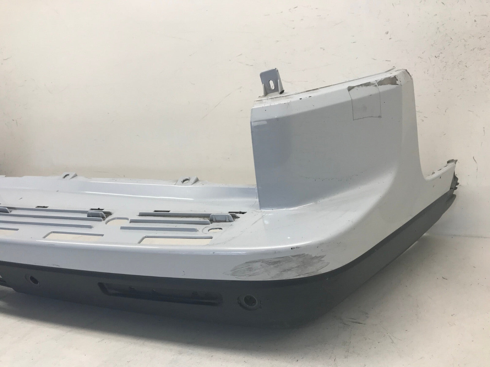 Rear Bumper Cover White Land Rover LR3 HSE SE 2005-2008 w/Sensor Holes OEM