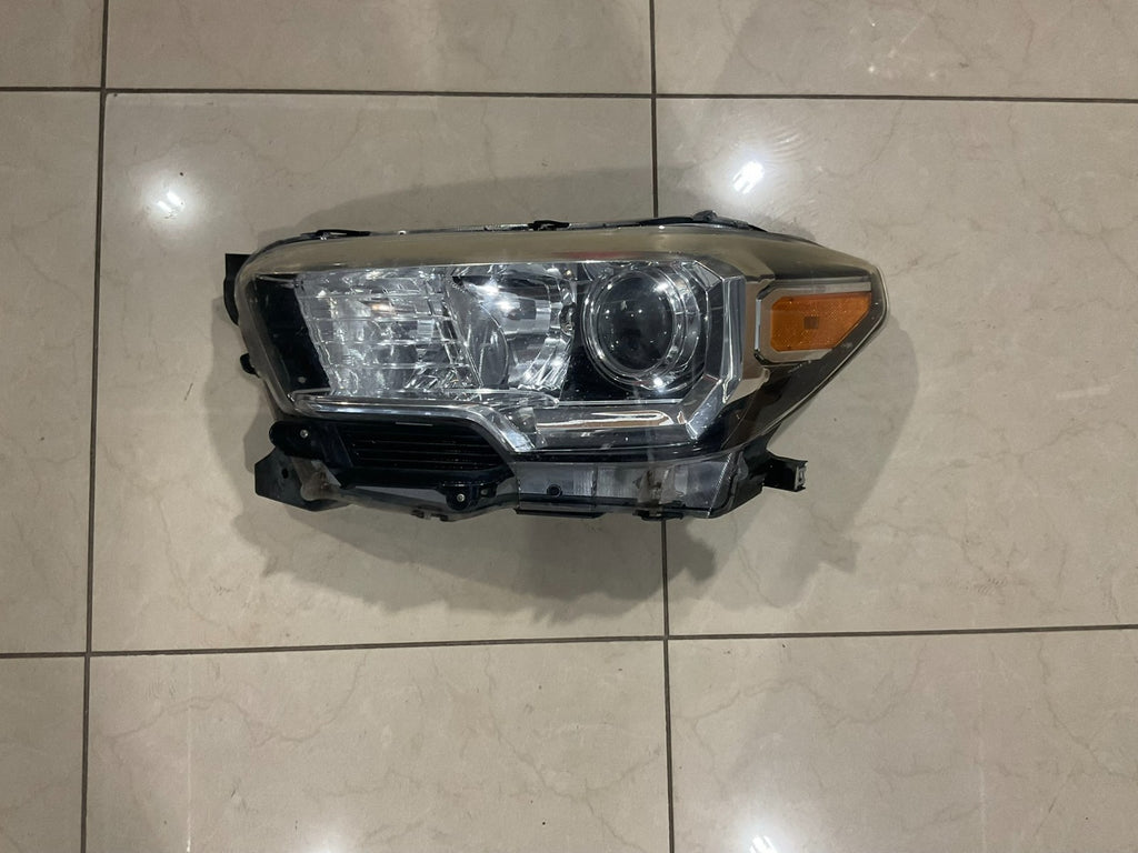 Headlight Left Driver LH 2016-2022 Toyota Tacoma CAPA