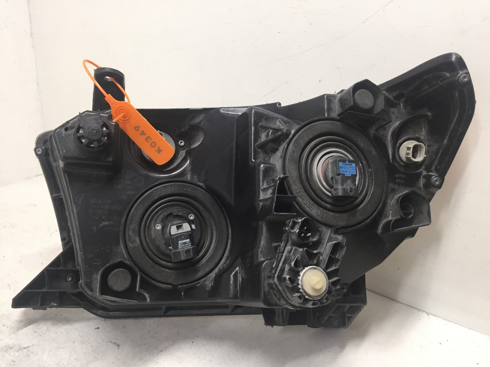 Headlight Damaged Lamp Right RH 2007-2013 Toyota Tundra 2008 2017 Sequoia OEM