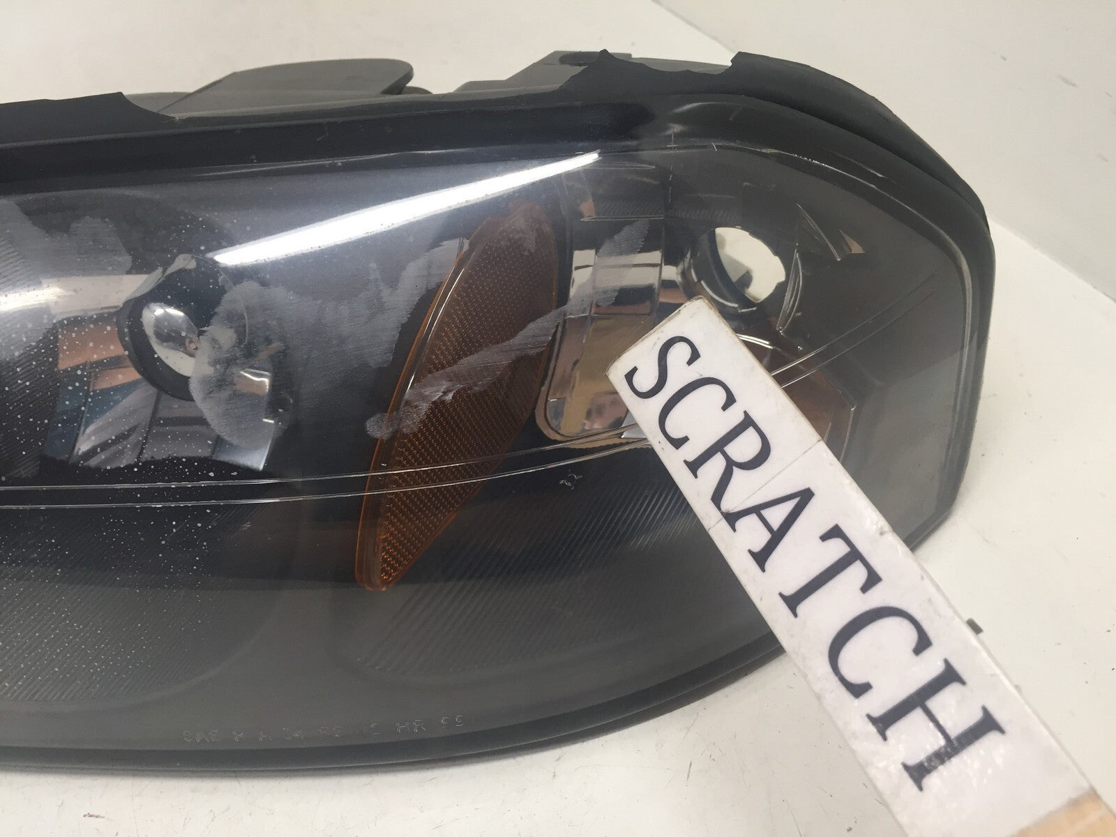 Headlight Damaged Head Lamp LH Left Driver Chevy Impala 00-05 CAPA