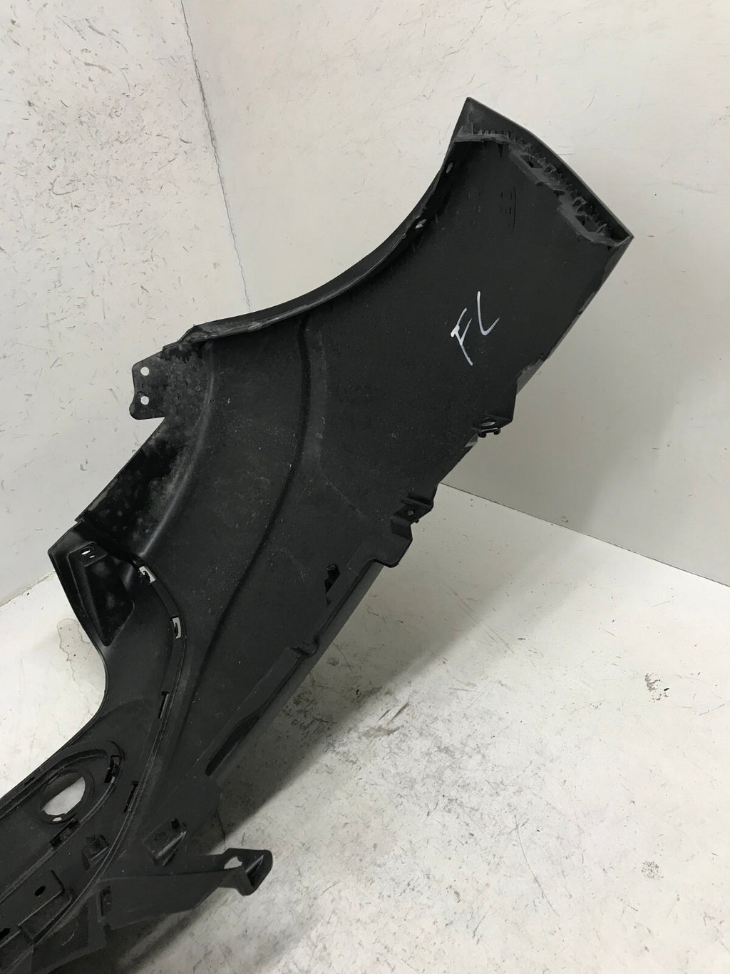 Rear Bumper Cover Black 2022 2023 Hyundai Kona SE SEL Essential 86611-J9BA0 OEM