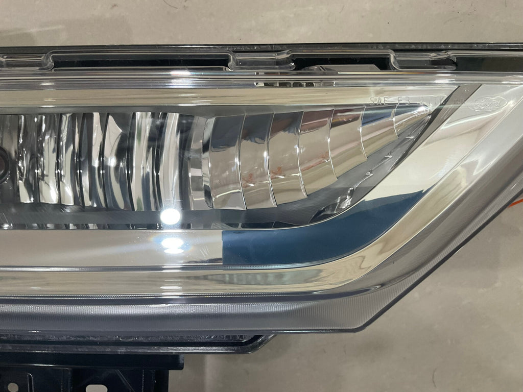 Fog light Damaged Passenger RH Black 2021-2023 Ford F-150 ML34-15A254-A OEM