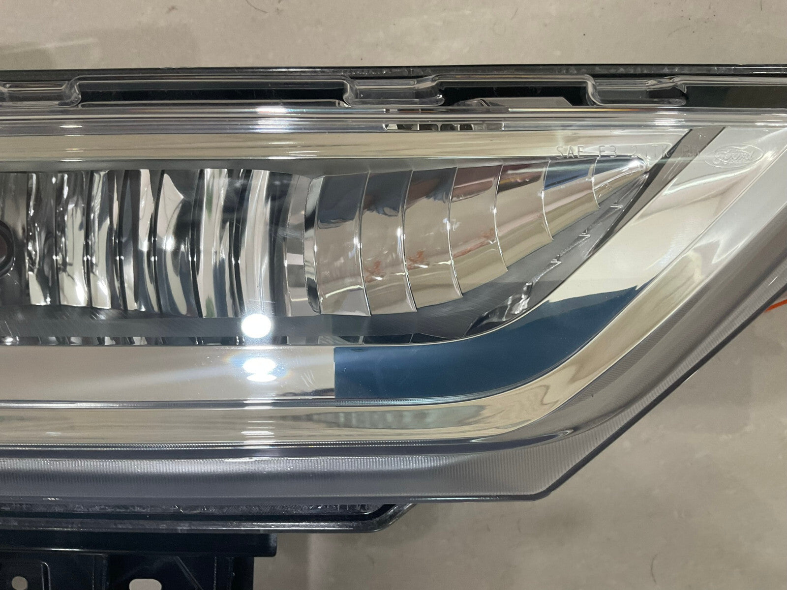 Fog light Damaged Passenger RH Black 2021-2023 Ford F-150 ML34-15A254-A OEM