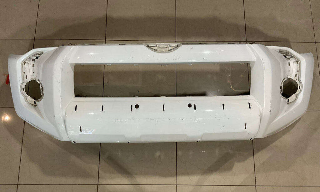 Front Bumper Cover White 14-18 Toyota 4Runner SR5/Trail 52119+35130 OEM