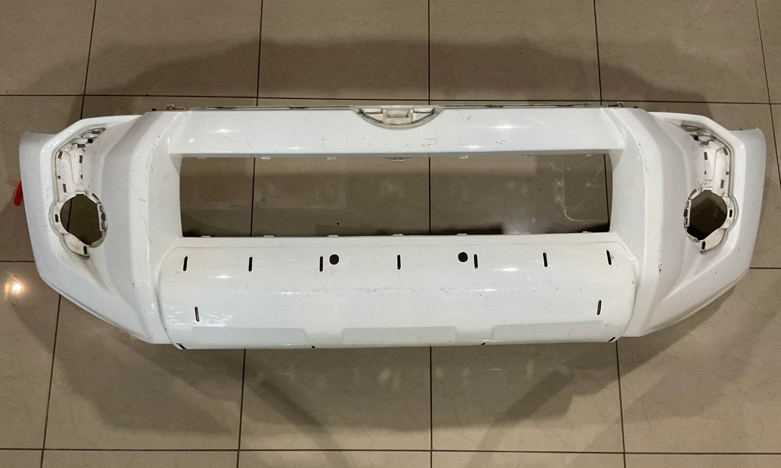 Front Bumper Cover White 14-18 Toyota 4Runner SR5/Trail 52119+35130 OEM