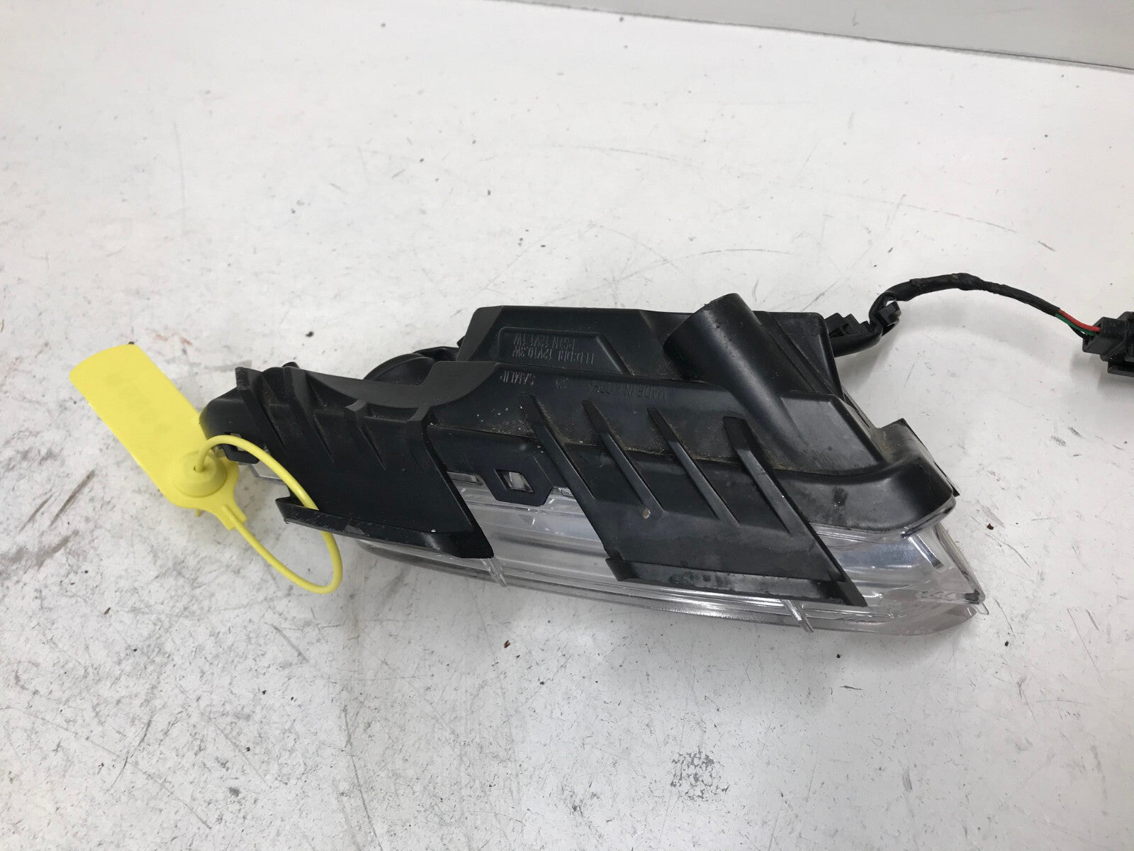 Daytime Running light Damaged Type 2 RH Right 15 Chevrolet Cruze 42340861 OEM
