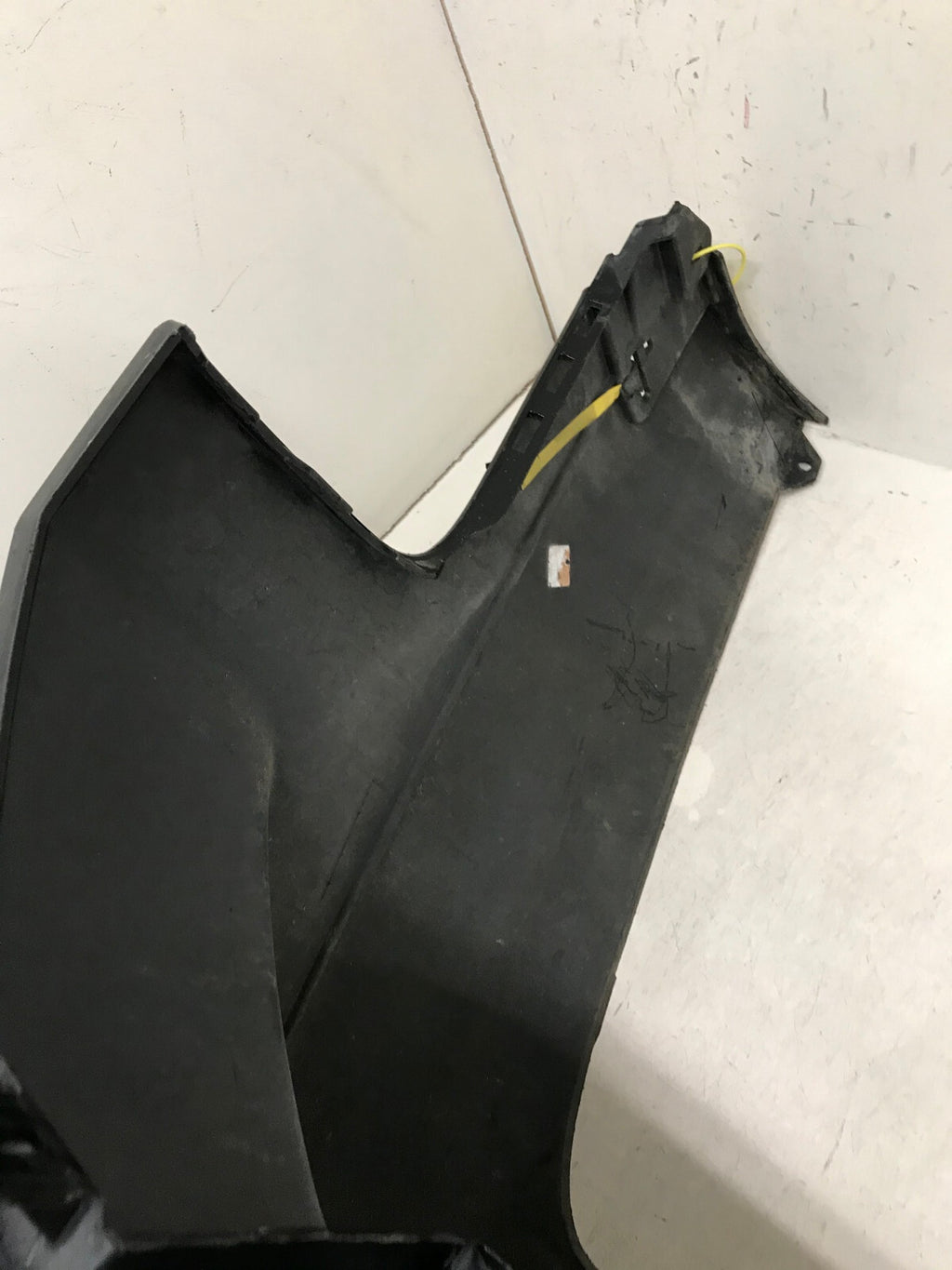 Rear Bumper Cover Land Rover LR3 HSE/SE w/Sensor Holes 2005-2008 9H22-17D822 OEM