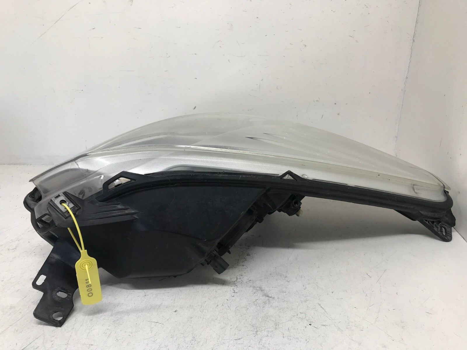 Headlight Damaged Halogen RH Right Ford Escape SE 2013-2016 CJ54-13W029-A OEM