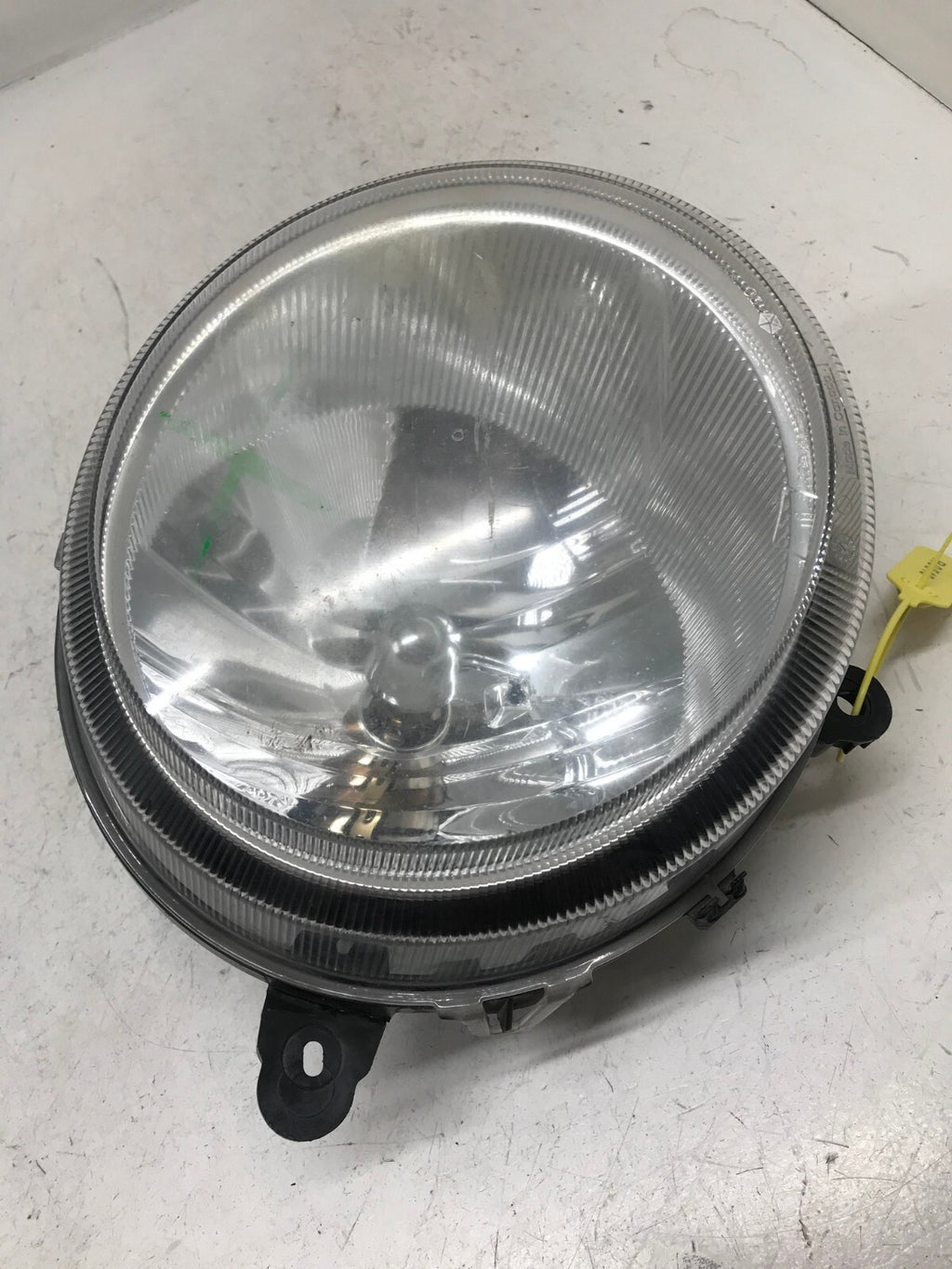 Headlight Damaged Passenger RH Right Jeep Patriot 2007-2017 05303842AE OEM