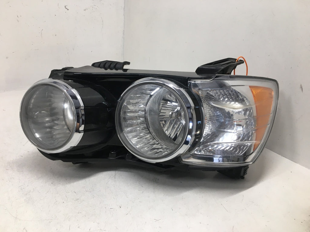 Headlight Damaged Left Driver LH Chevrolet Sonic 2012-2016 96830971 OEM