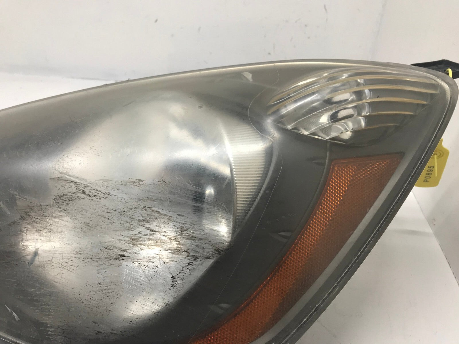 Headlight Damaged Driver LH 2009 2010 2011 Honda Fit Sport Model 33150TK6A11 OEM