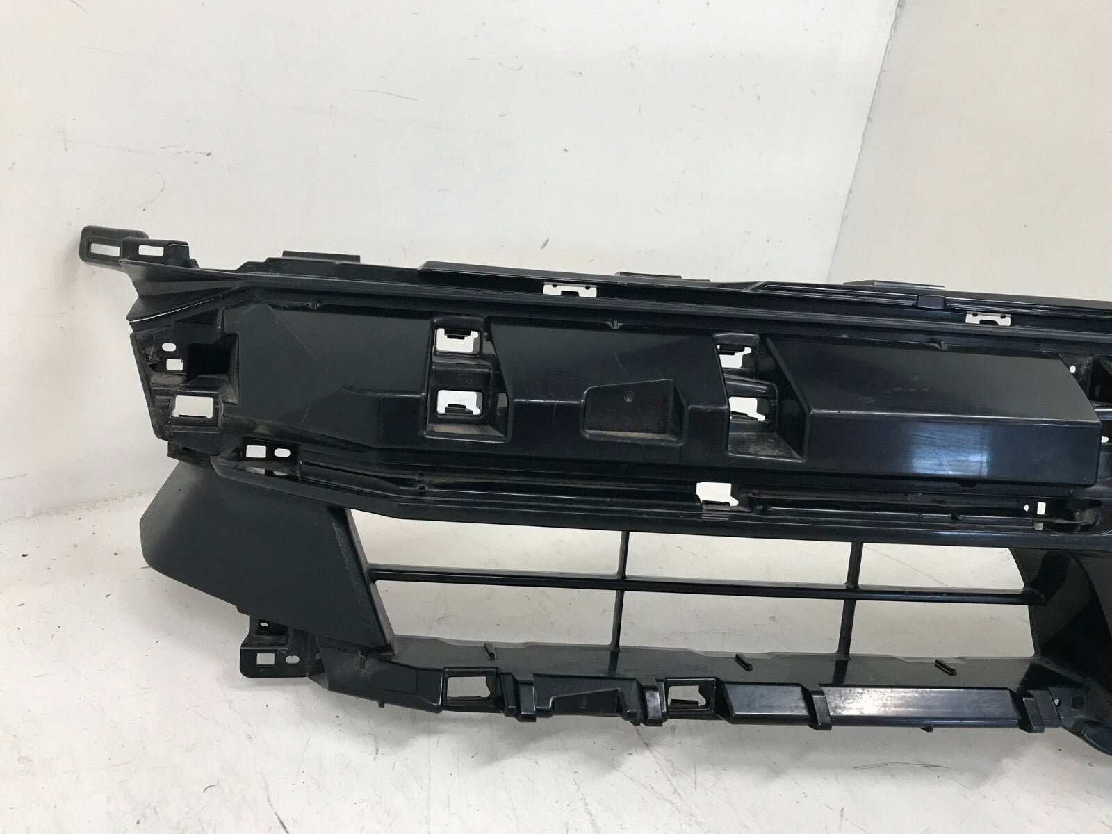 Upper Grill Grille Honda Base 2019-2021 71121-TXM-A01 OEM