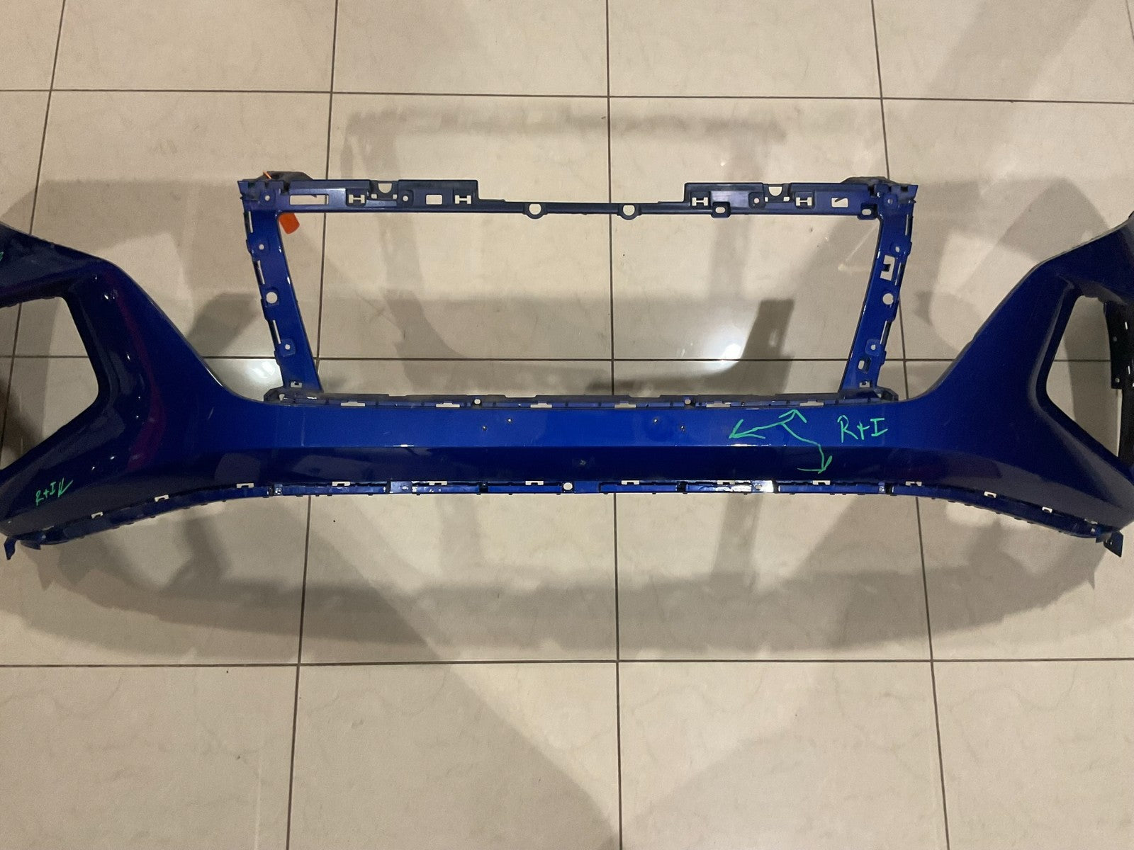 Front Bumper Cover Blue 2022 2023 Hyundai Tucson 86511+cw000 OEM