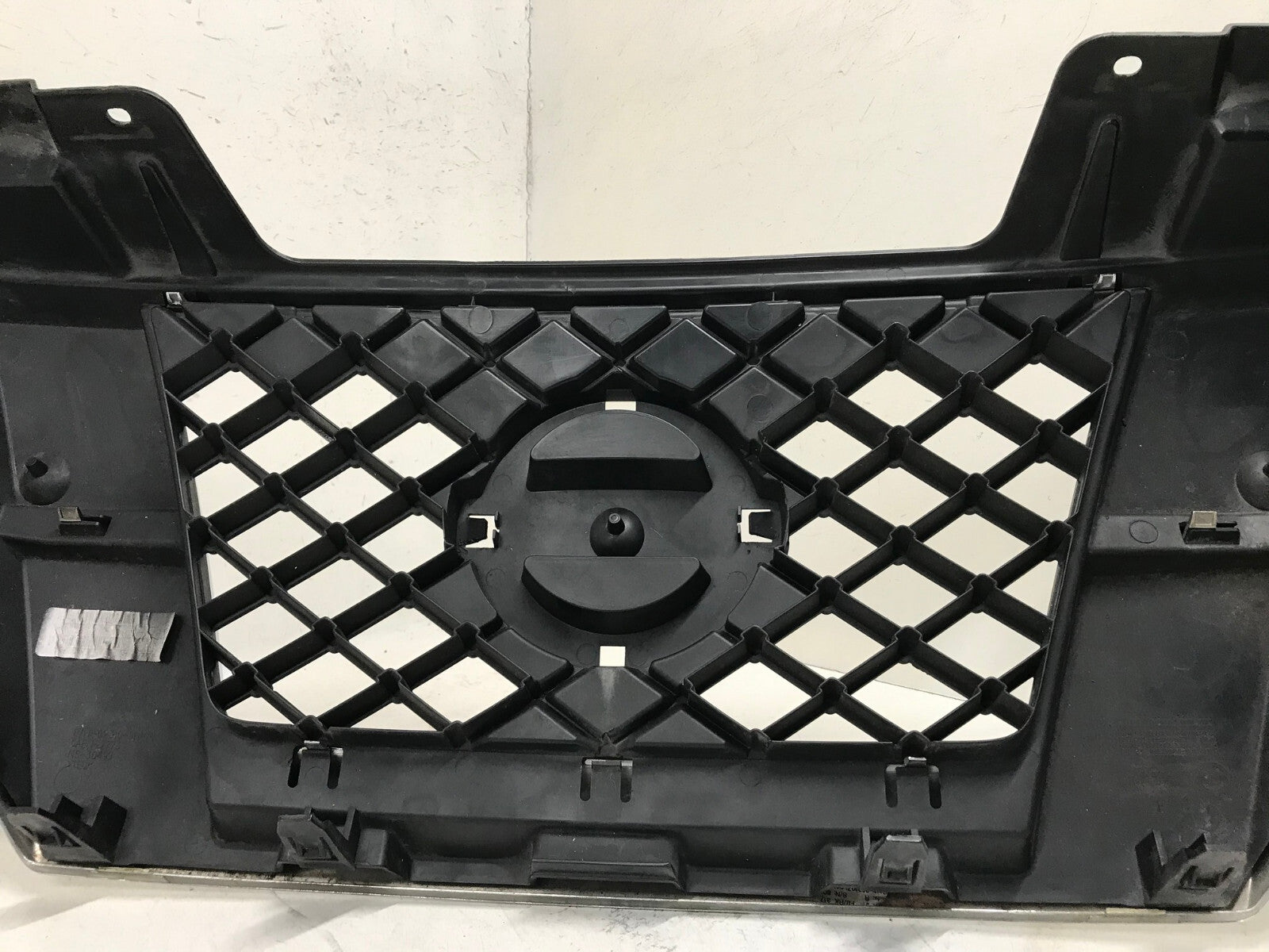 Grill Grille 2009-2020 Nissan Frontier 62310-9BA0A OEM
