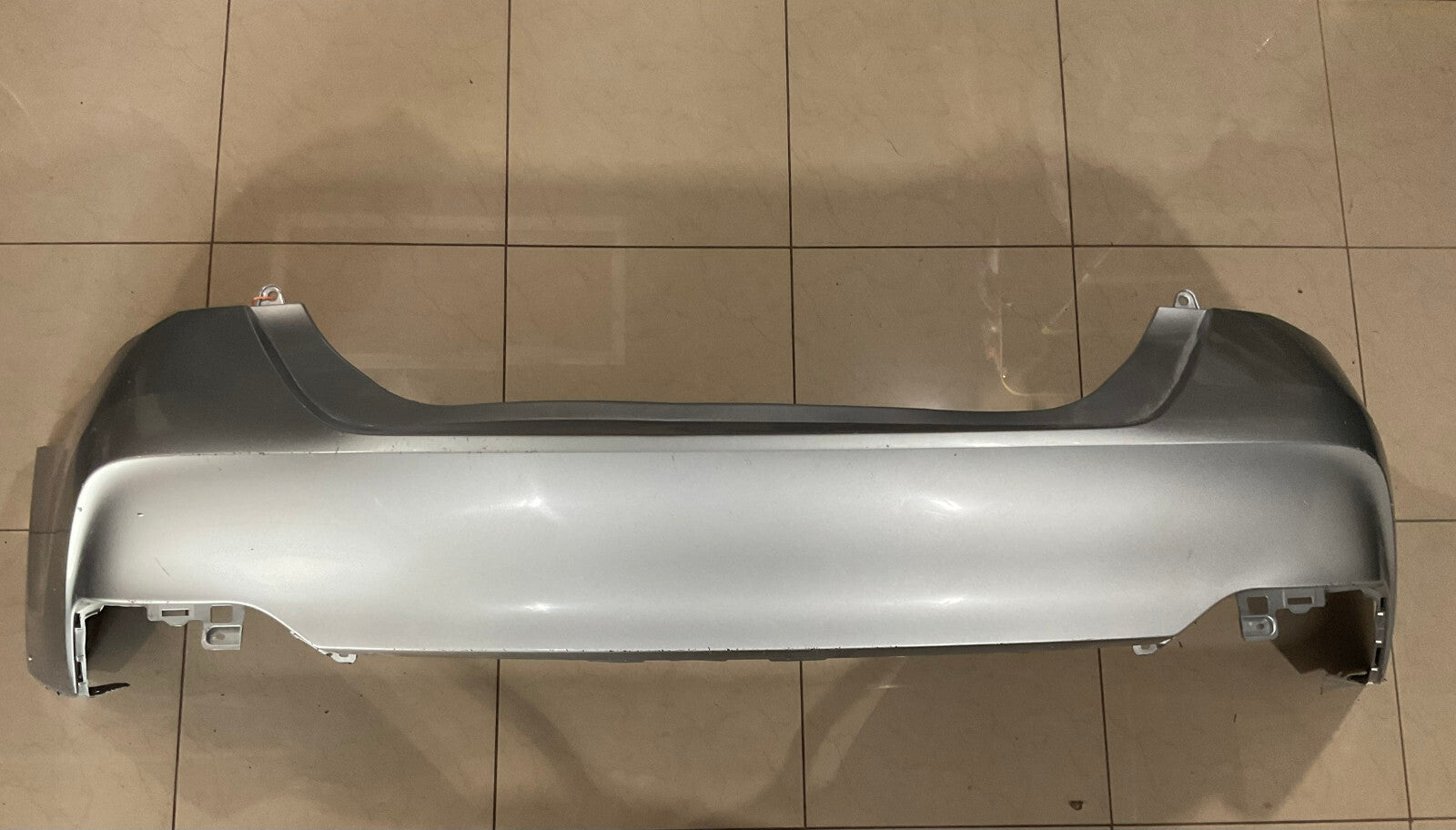 Rear Bumper Cover Silver Toyota Avalon XLE/XSE/Touring 2019-2021 52159-07040 OEM