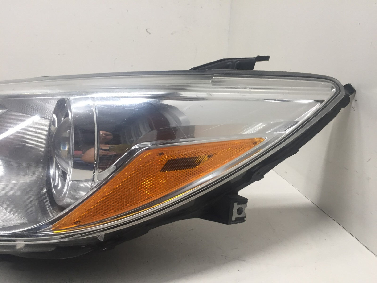 Head light Damaged Driver LH Left Toyota Camry 2015-2017 8111006860 OEM