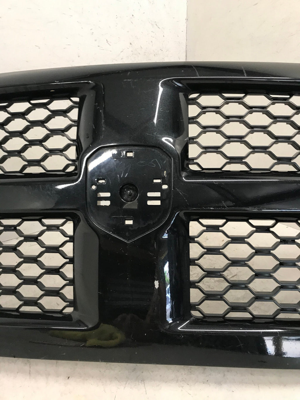 Grille Grill 2013-2022 RAM 1500 13DSAC0010 OEM