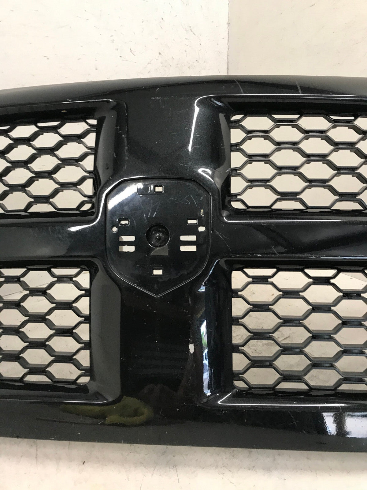 Grille Grill 2013-2022 RAM 1500 13DSAC0010 OEM