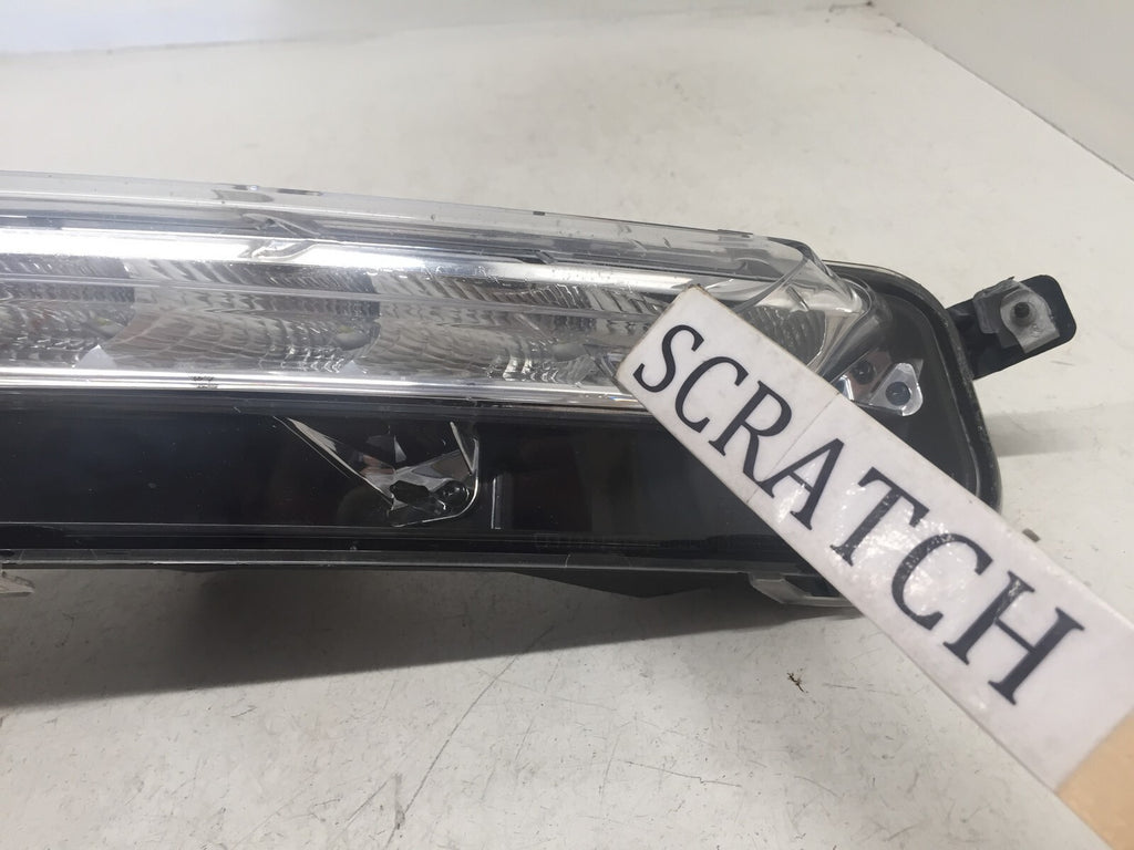 Fog light Damaged Left Side LH Chevy Impala 2014 2015 2016 2017 300461-AA OEM